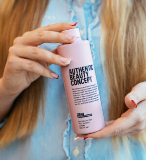 Authentic Beauty Concept Odżywka nabłyszczająca do włosów