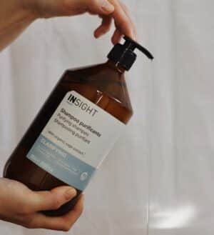 Insight Clarifying Szampon przeciwłupieżowy 900ml