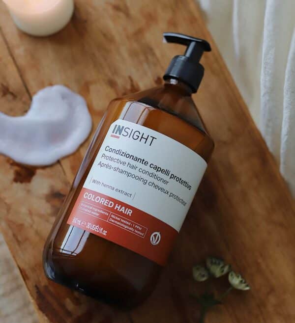Insight Colored Hair Odżywka do włosów farbowanych 900ml