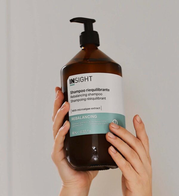 Insight Rebalancing Szampon do przetłuszczającej się włosów 900ml